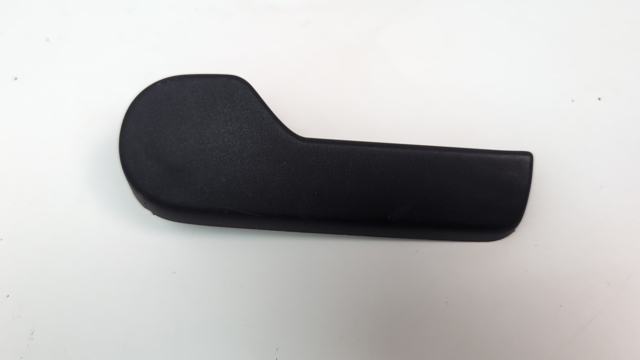 Ручка відкриття капота 1J1823533C82V VAG