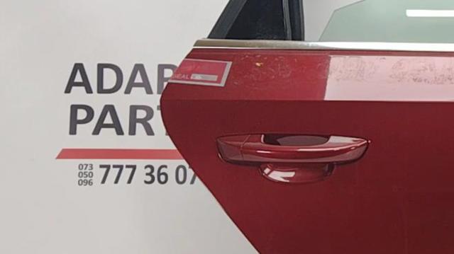 Ручка дверей правих, зовнішня, перед/зад 1K8837206FGRU VAG