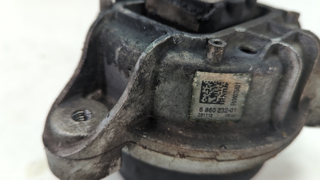 Права подушка двигуна 22116859846 BMW
