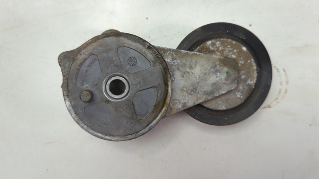 Натягувач приводного ременя 252812J001 HYUNDAI