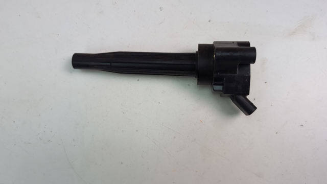 Котушка 273002J300 HYUNDAI