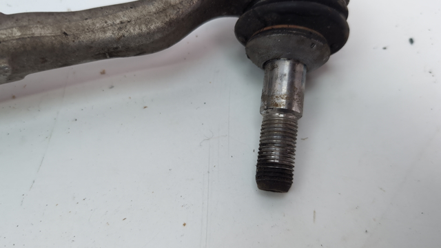 Поперечна рульова тяга ліва 32104A01665 BMW