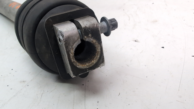 Карданчик вала рульової колонки, нижній 32306869347 BMW