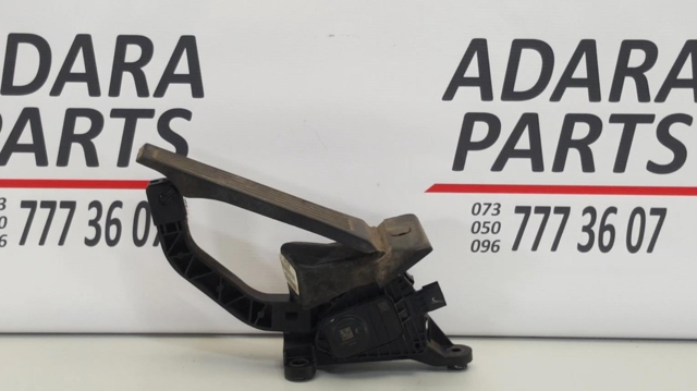 Педаль акселератора 327004Z000 HYUNDAI