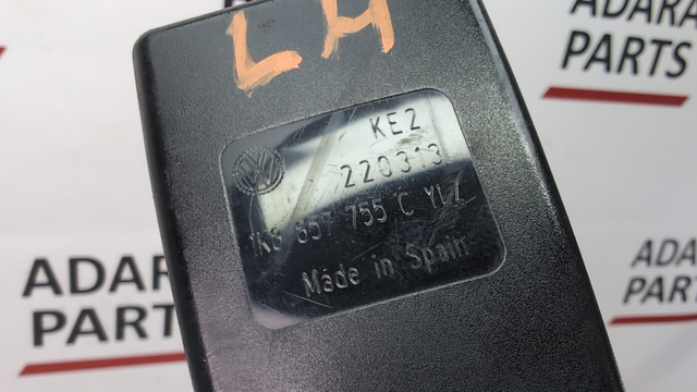 Важіль фіксації ременя безпеки, лівий 3AA857755CYLZ VAG