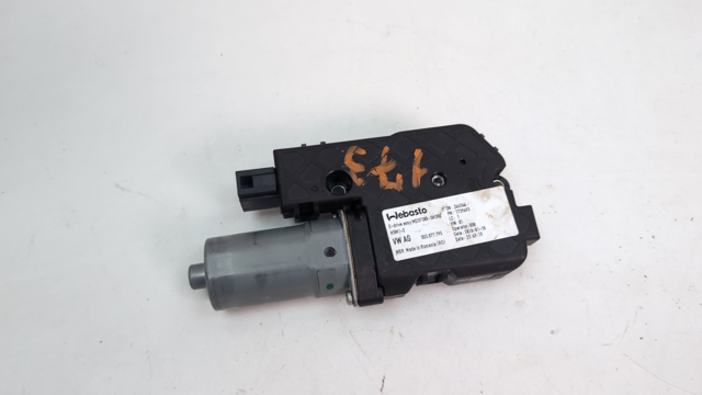 Двигун приводу люка 3G5877795 VAG