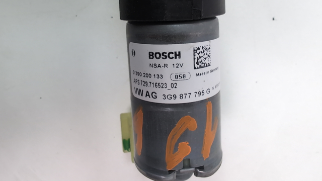 Мотор приводу люка 3G9877795G VAG