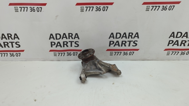 Цапфа поворотна права 3QF505434A VAG