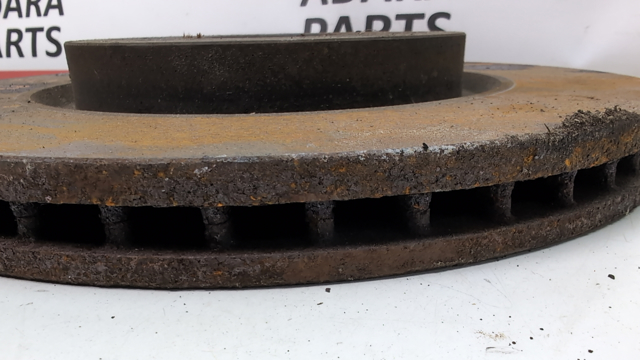 Гальмо дискове переднє 402064BT0B NISSAN