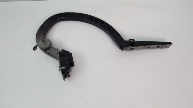 Петля багажника 41007440698 BMW