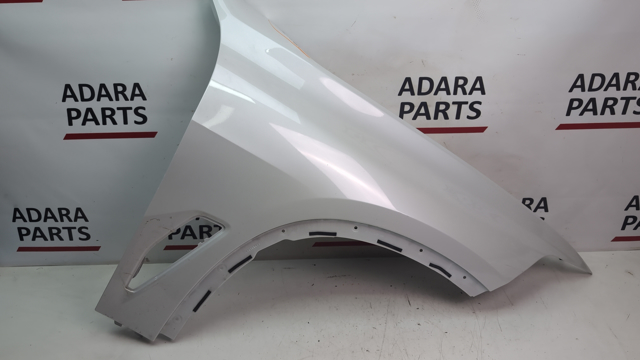 Переднє праве крило 41007492364 BMW