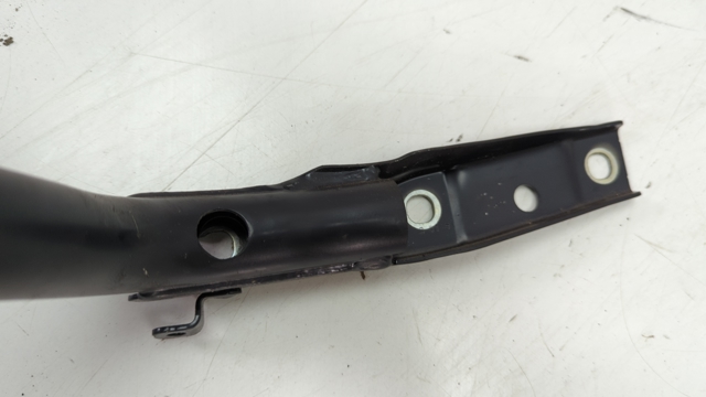 Петля кришки багажника 41627189258 BMW