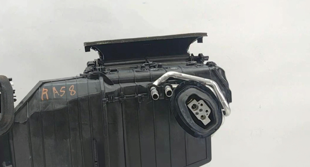 Випаровувач кондиціонера 4G1820023 VAG