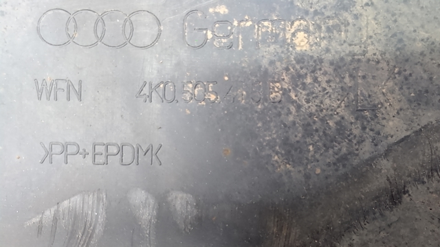 Захист заднього нижнього важеля 4K0505415B VAG