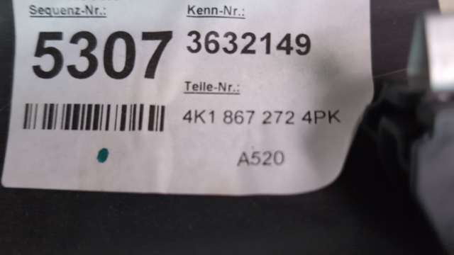 Обшивка стійки кузова внутрішня, передня права 4K18672724PK VAG