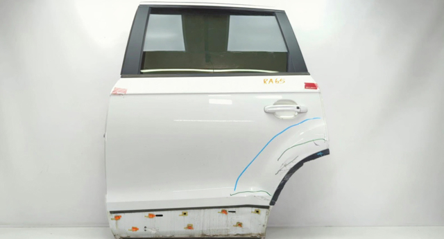 Двері задні, ліві 4L0833051 VAG