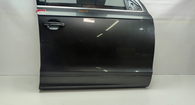 Накладка передньої правої двері 4L0853960FGRU VAG