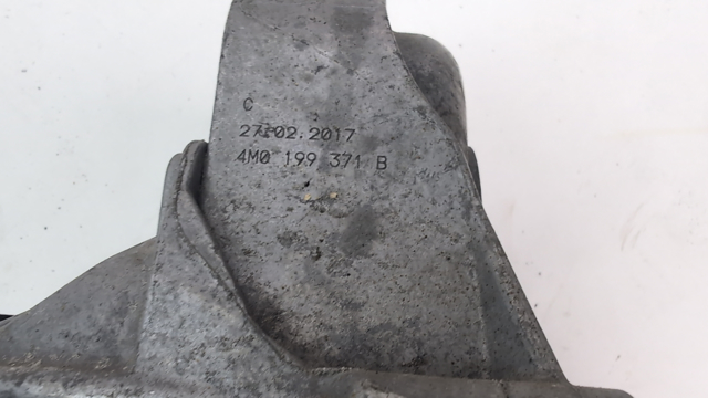 Ліва подушка двигуна 4M0199371B VAG