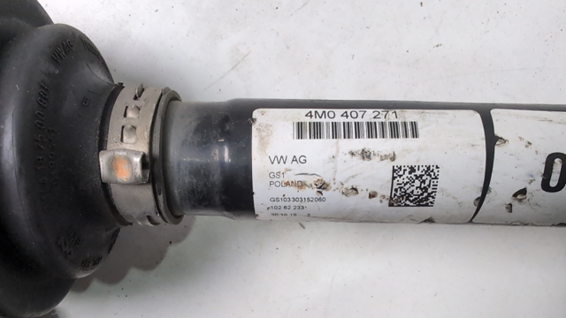 Вісь передня 4M0407271 VAG