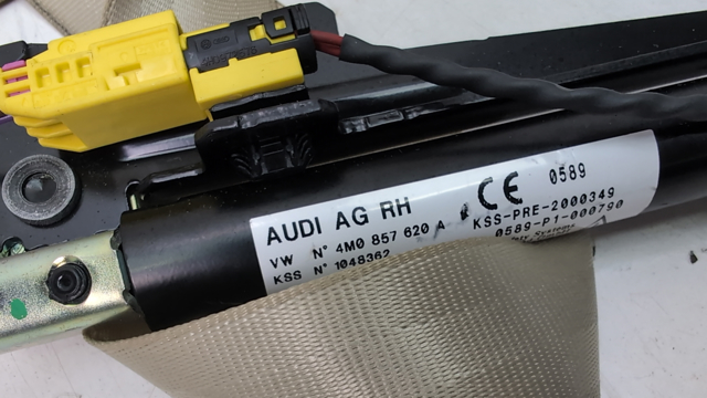 Ремені безпеки 4M0857706EGWQ VAG