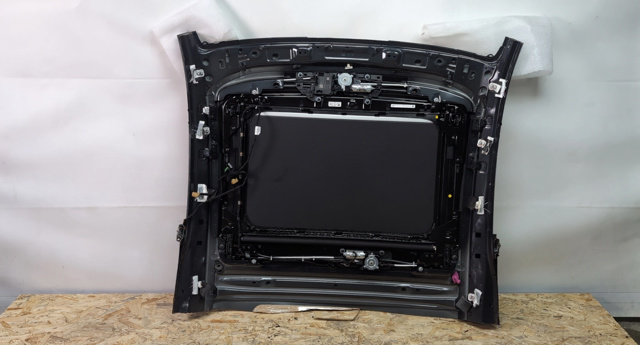 Двигун приводу люка 4M0959591 VAG