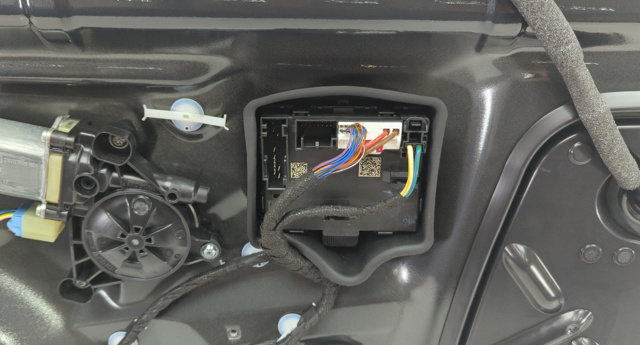 Блок комфорту передніх дверей 4M0959792E VAG