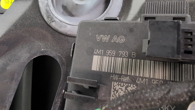 Блок комфорту передніх дверей 4M1959793B VAG