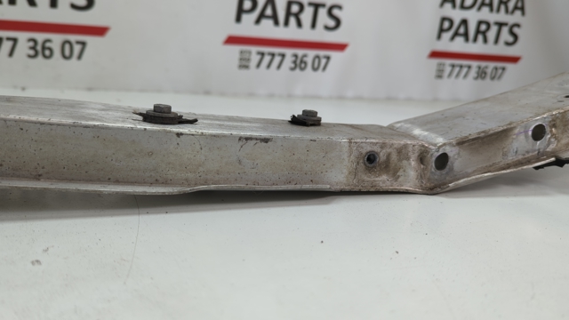 Підсилювач бампера переднього 51117294477 BMW