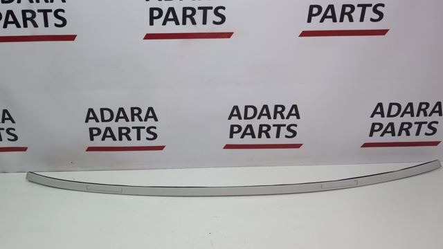 Накладка даху права 51137312618 BMW