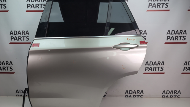 Молдинг опускного скла нижній, двері задньої, лівої 51227289645 BMW