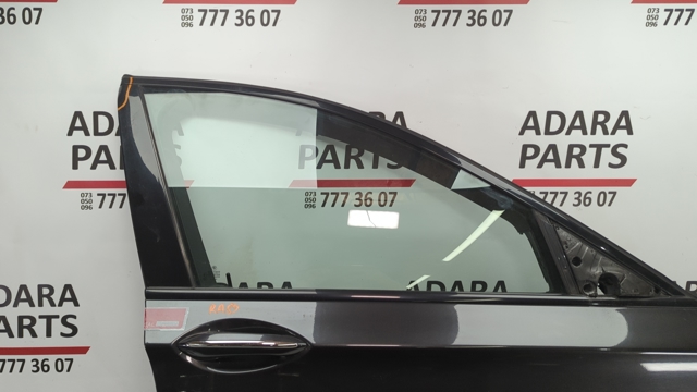 Скло передніх дверей, правих 51337182084 BMW