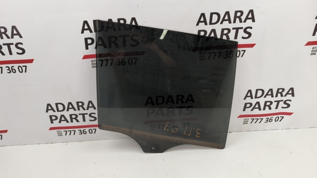 Скло заднє праве 51357470630 BMW