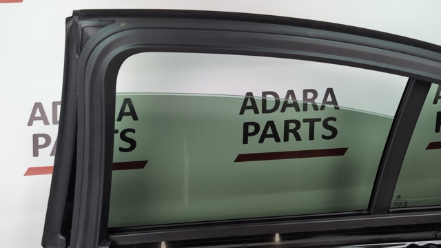 Скло заднє праве 51377375190 BMW