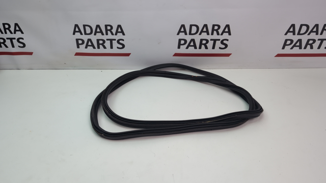 Прокладка кришки багажника 51767292307 BMW
