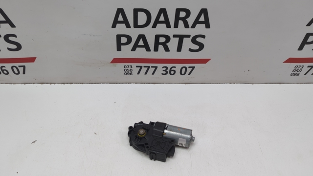 Двигун приводу люка 54102993883 BMW