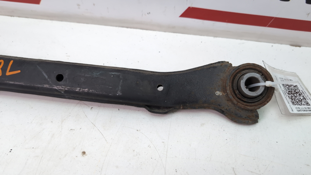 Задня поперечна тяга 551003R050 HYUNDAI