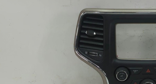 Решітка повітроводу ліва 5MT21DX9AA CHRYSLER