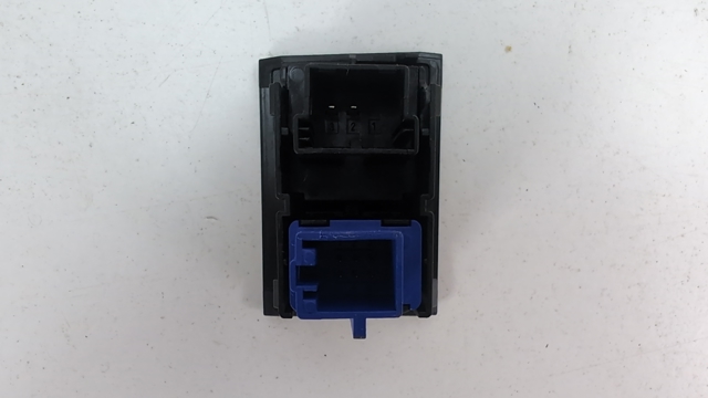 Кнопка аварійки 5NA953509AECU VAG