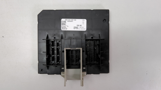 Блок комфорту 5Q0937087BB VAG