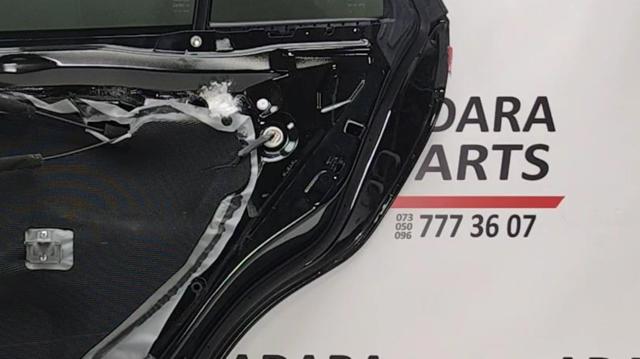Замок задніх дверей, правих 61035AL00A SUBARU