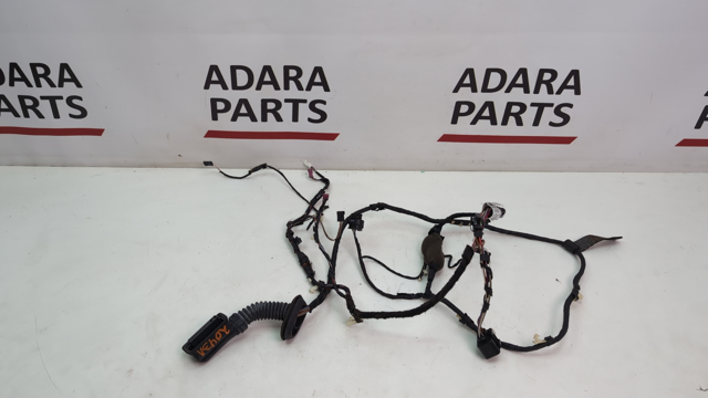 Електропроводка задніх дверей 61128714783 BMW