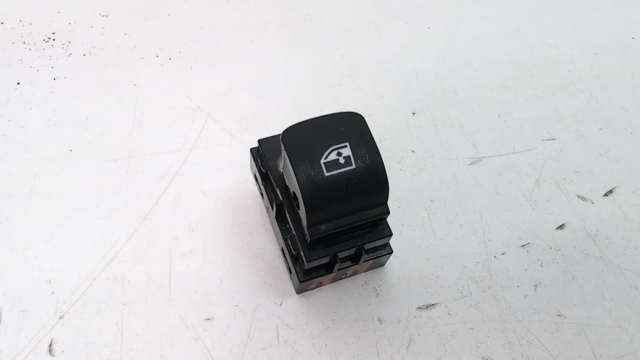 Кнопка підйомника заднього скла 61317950756 BMW