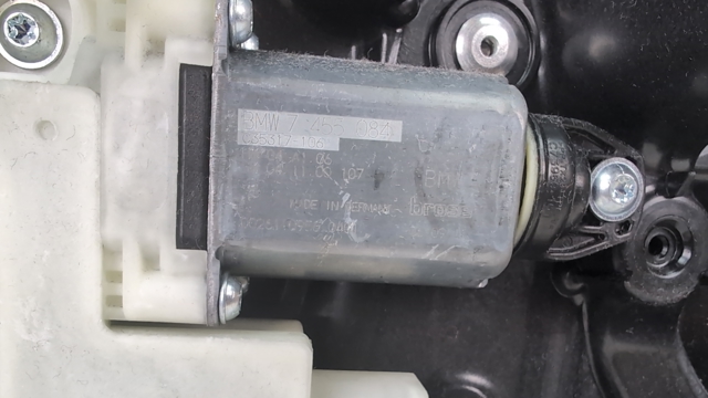 Моторчик склопідйомника двері задніх, правих 61355A5C896 BMW