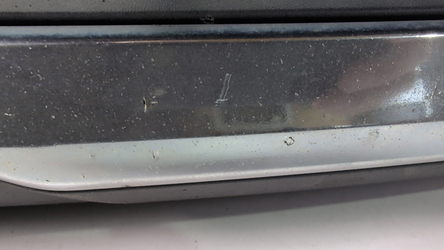Накладка переднього бампера 620726FL0A NISSAN