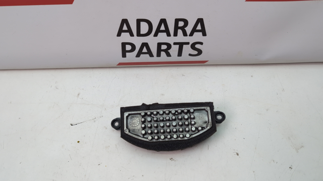 Регулятор оборотів пічки 64117952061 BMW