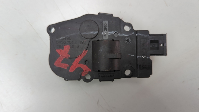 Двигун заслінки печі 64119321034 BMW