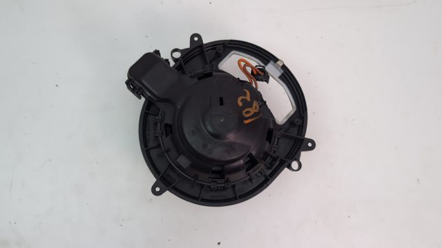 Електромотор пічки 64119350395 BMW