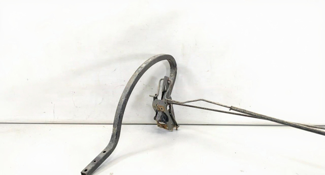 Кріплення кришки багажника 68159368AD CHRYSLER