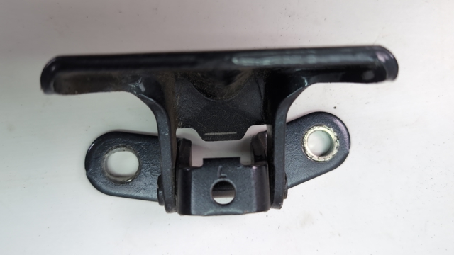 Петля задніх лівих дверей 79410D8000 HYUNDAI