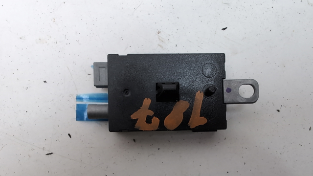 Підсилювач сигналу антени 7CP118C847CA FORD